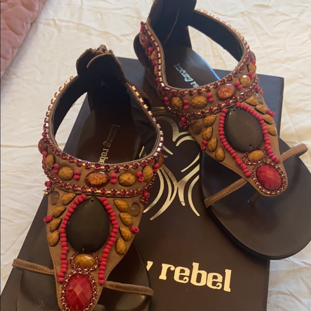 Luxury rebel rhinestone sandals 8.5